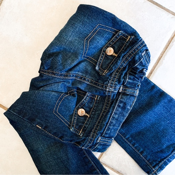 Old Navy • Bootcut Jeans - Picture 4 of 5